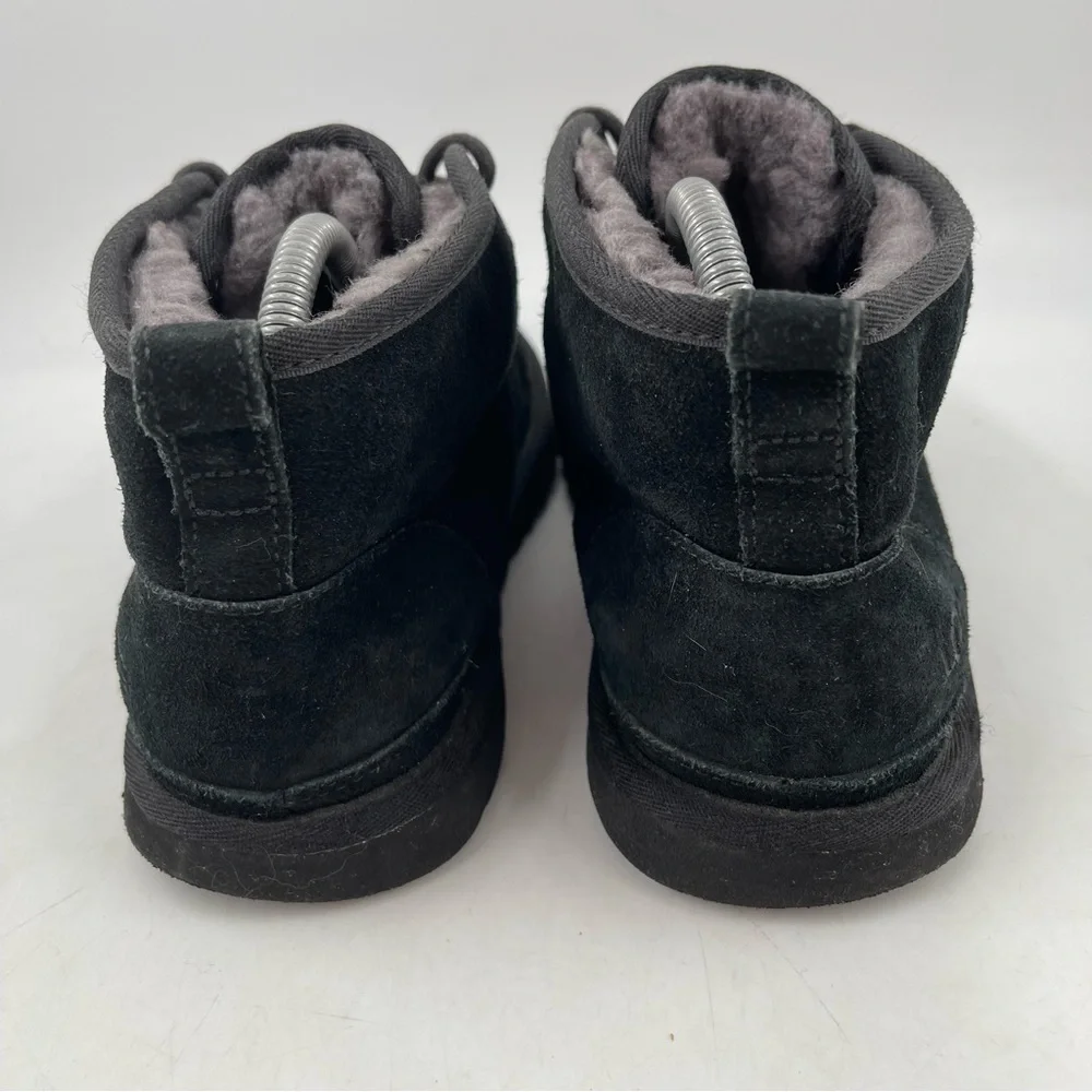 Ugg Men’s Neumel - Size 7 -Black Grey Lined Lace-Up Chukka Winter Boot